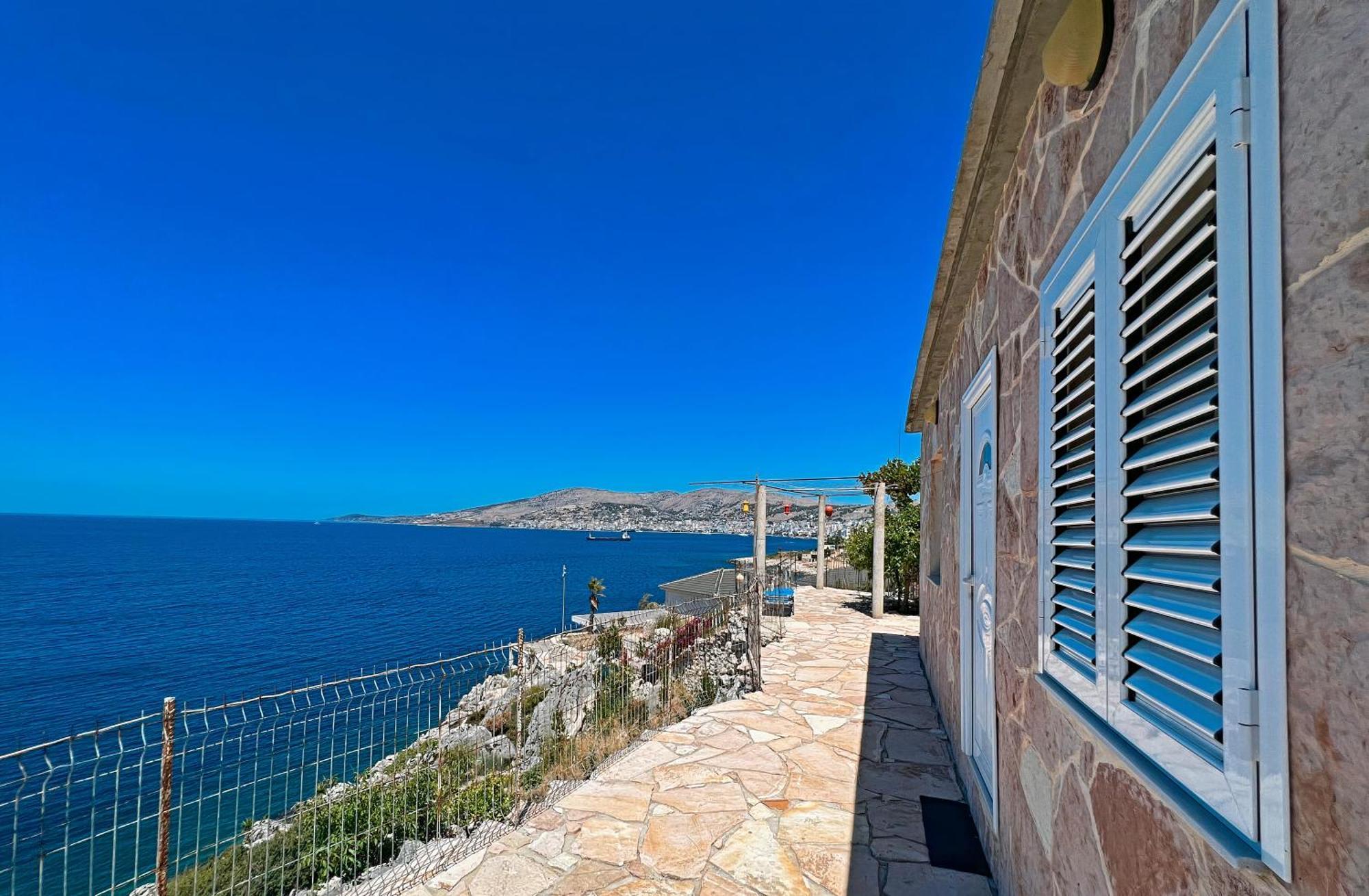 Prive Hill Saranda Villa Exterior photo