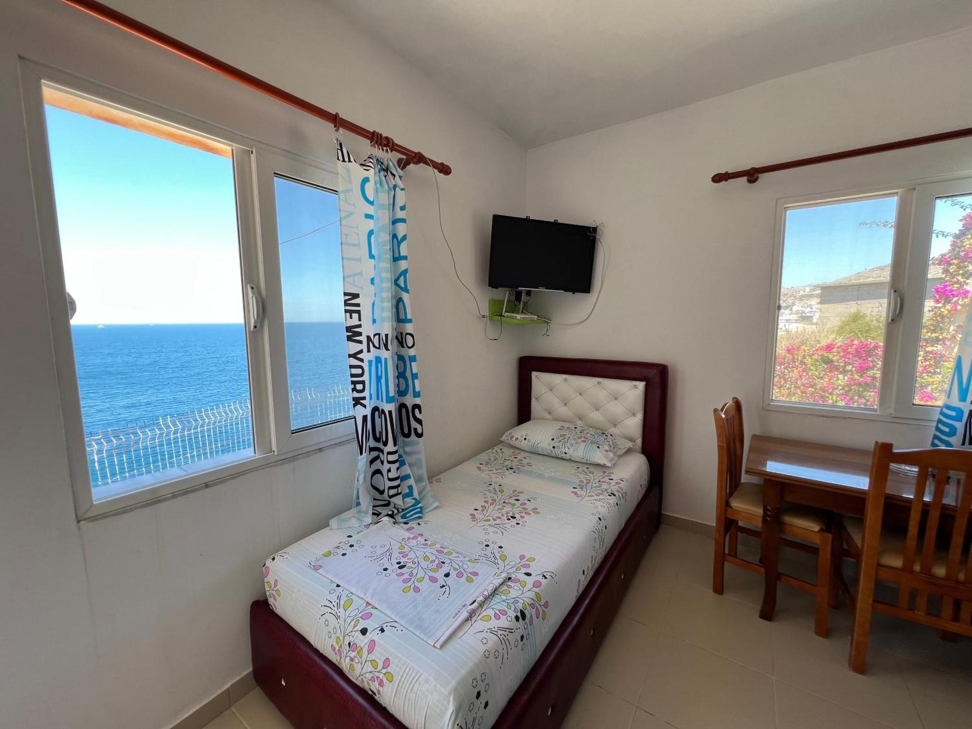 Prive Hill Saranda Villa Exterior photo
